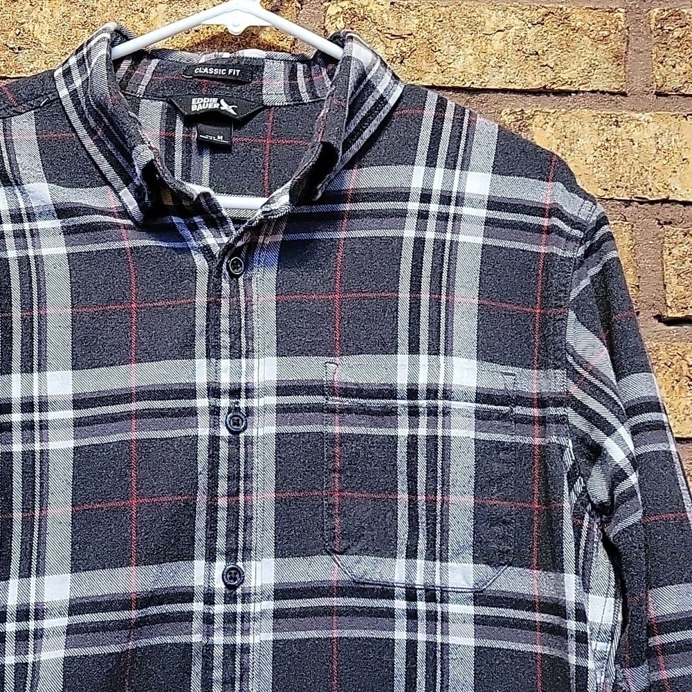Eddie Bauer Plaid Long Sleeve Cotton Button Down Size Medium - Picture 5 of 10